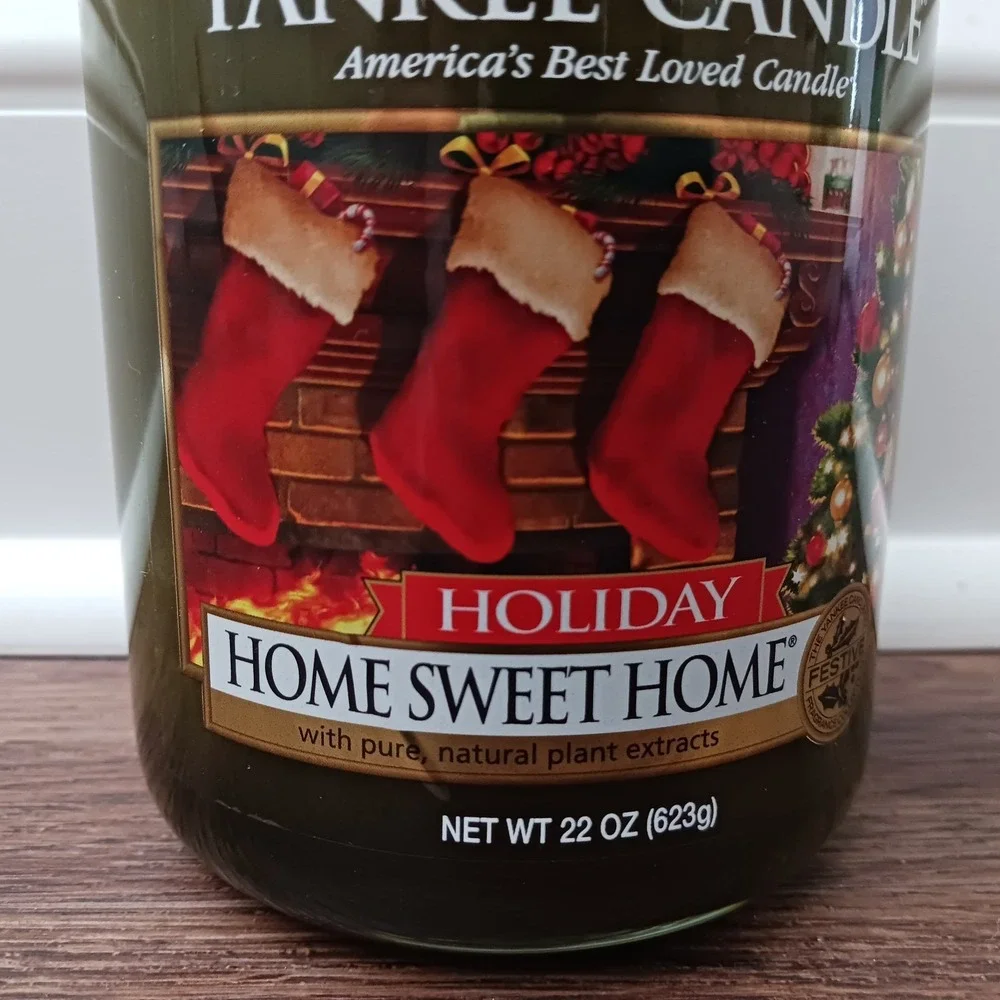 Yankee Candle 22oz Jar Candle Holiday Home Sweet‎ Home Burn Once
